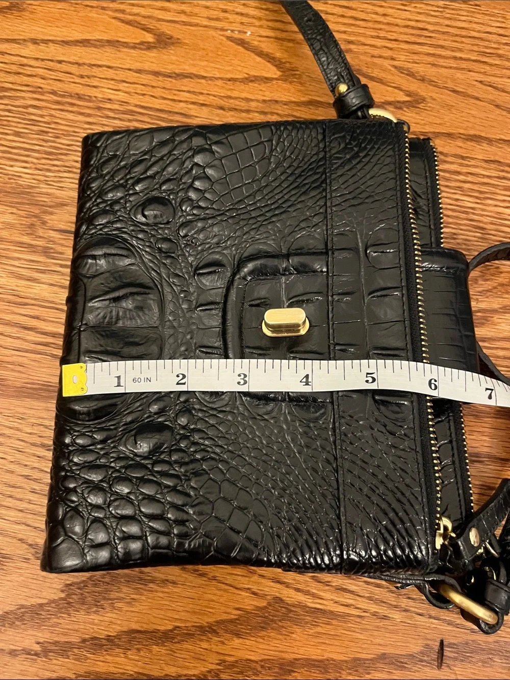 Brahmin Melbourne Black Mojito Croc Embossed Crossbody Bag Black with COA